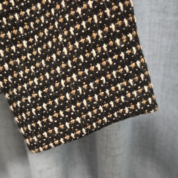 Fabiane Decoupe Stylish Black,tan and White Tweed Blazer Size Medium - Picture 6 of 12